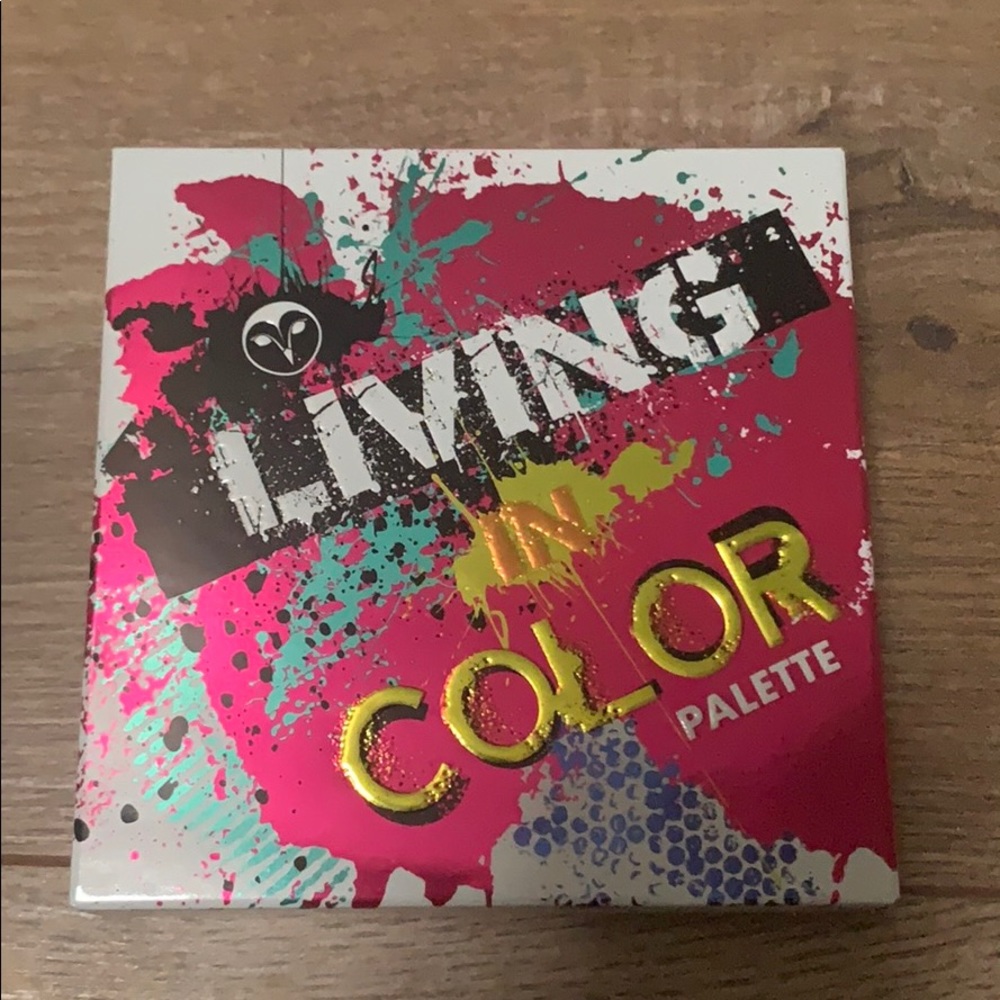 Hank & Henry living in color pallet